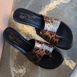 Donald J Pliner leopard print heals 7 1/2 M in original box